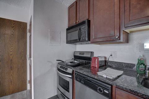 Surf and Surfside apartments and townhomes in Downtown Madison, WI. Fully Furnished, studio, one bedroom, 2 bedroom. Lake views. Managed by Wisconsin Management Company